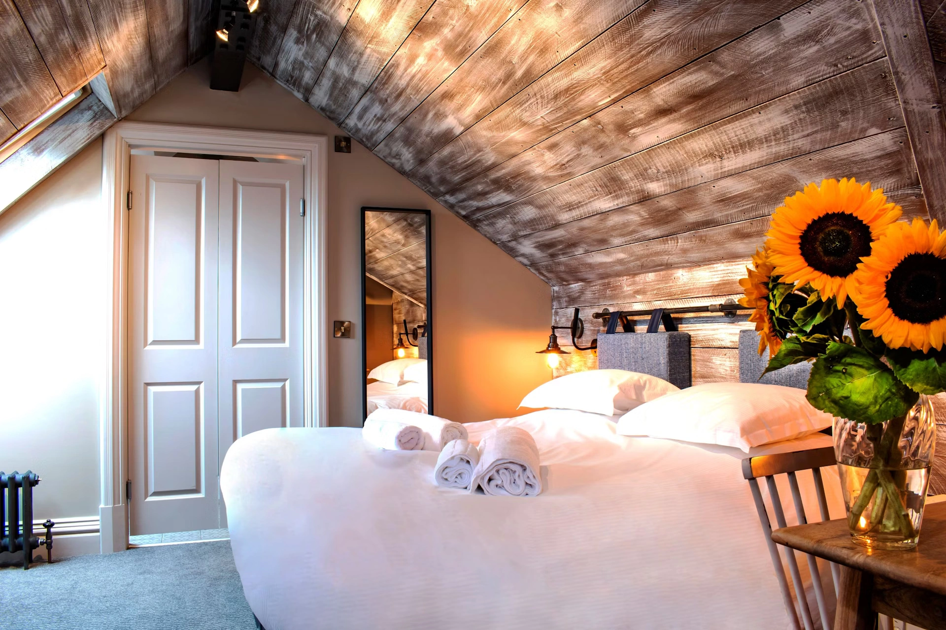 Coast Room page link