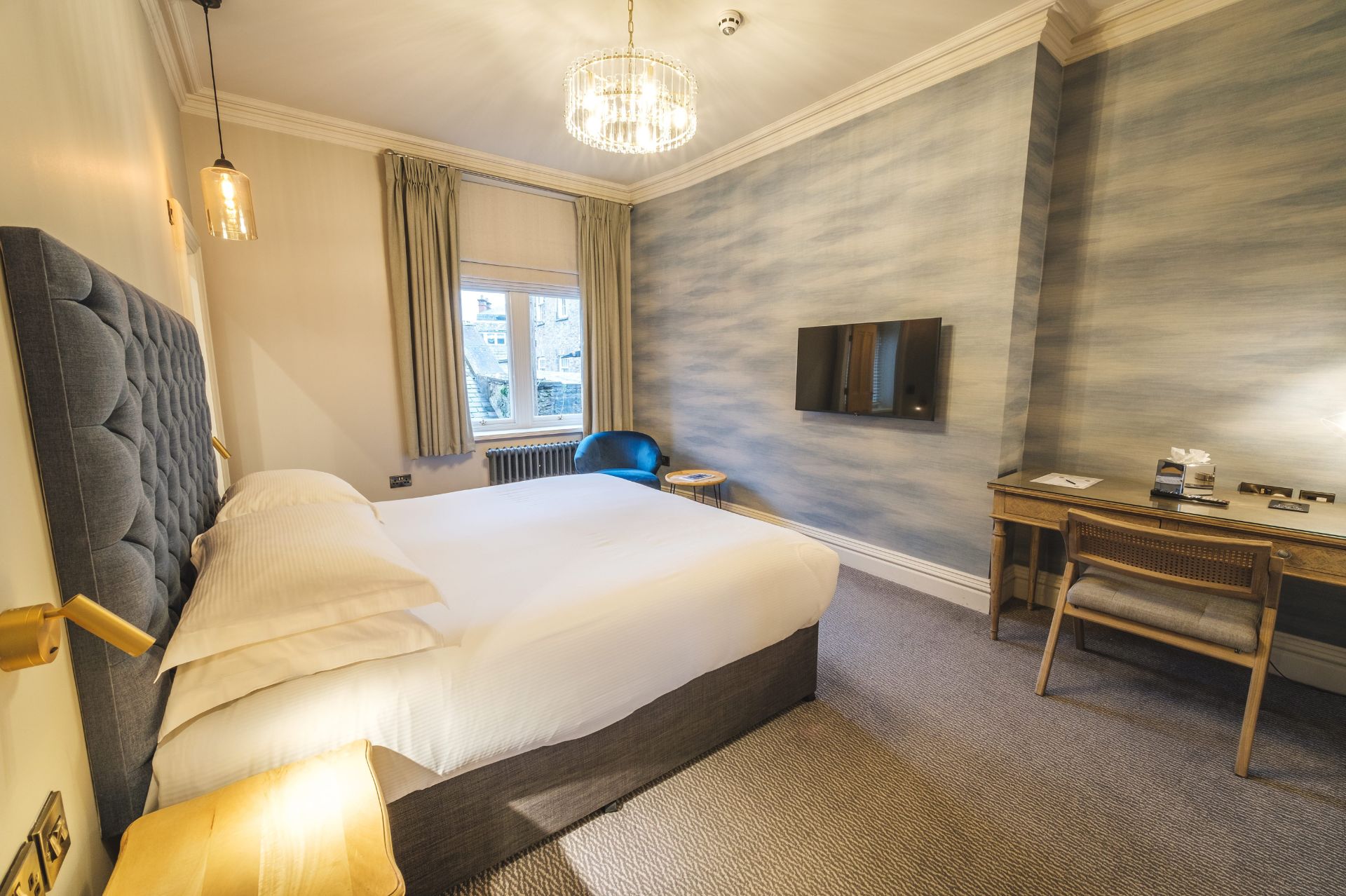 Falls Room page link