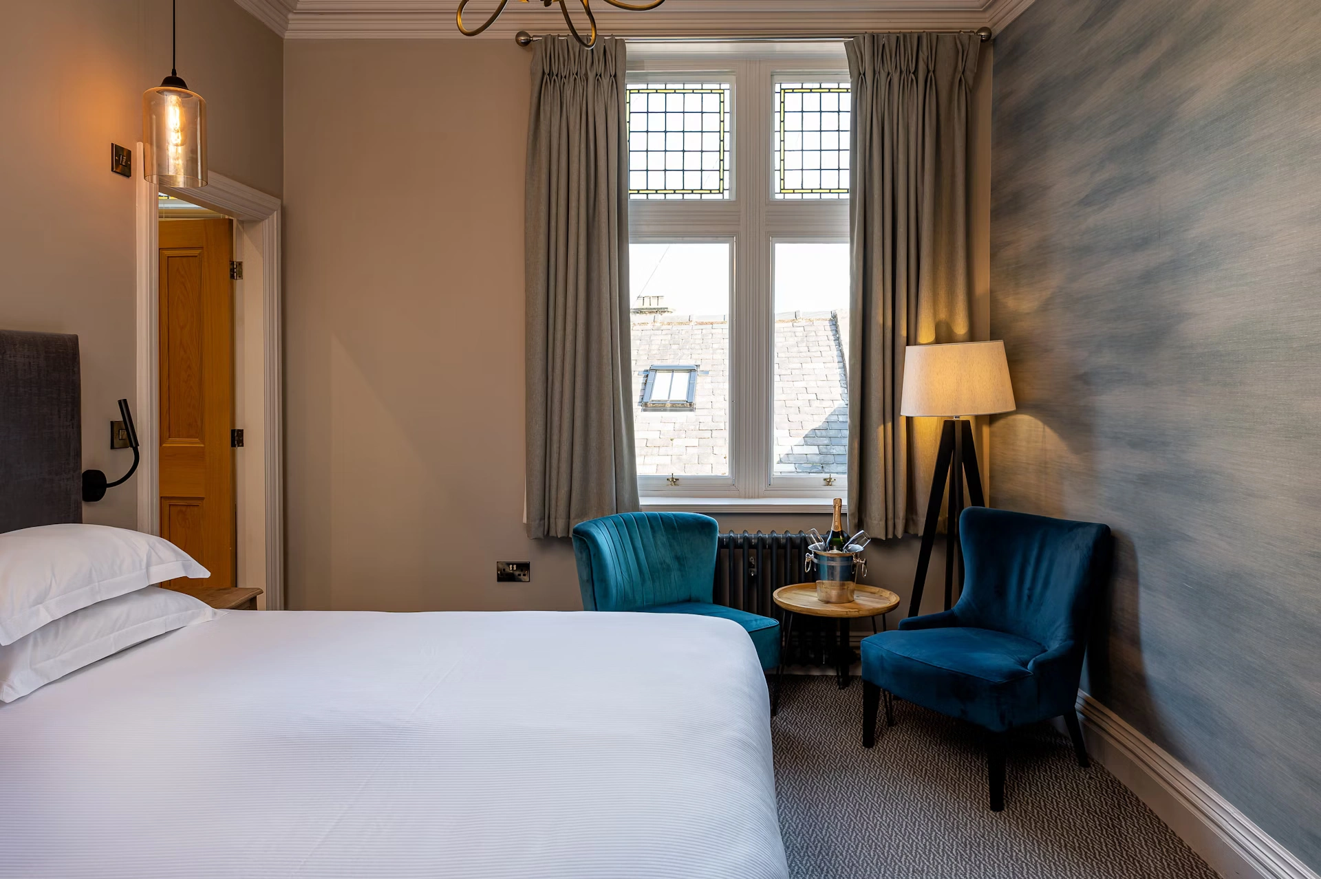 Falls Room page link